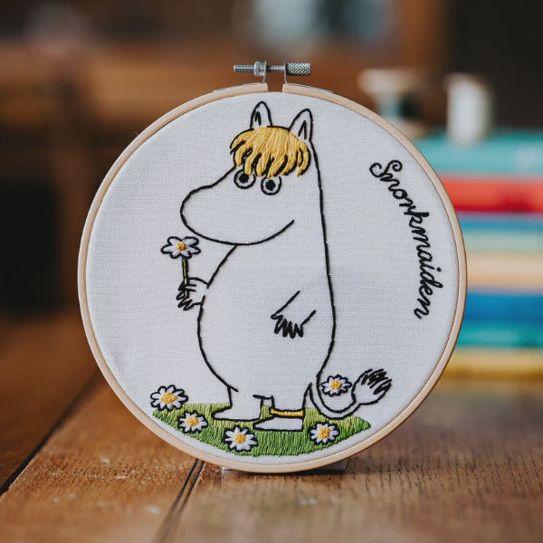 Moomin Snorkmaiden Daisy Picking Cross Stitch Kit